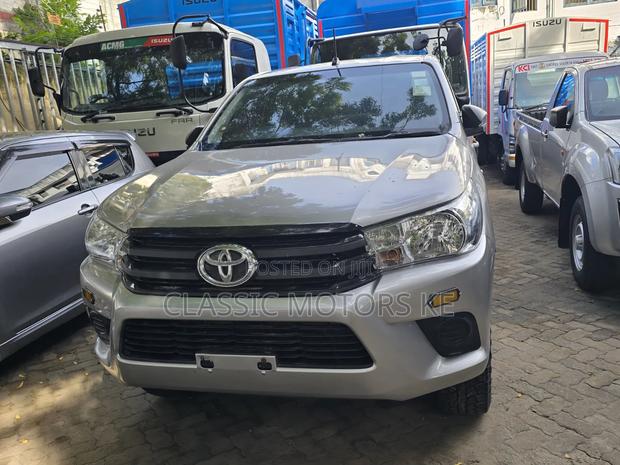 Toyota Hilux Revo Single Cab Deisel 2.8 AWD 2022 Silver