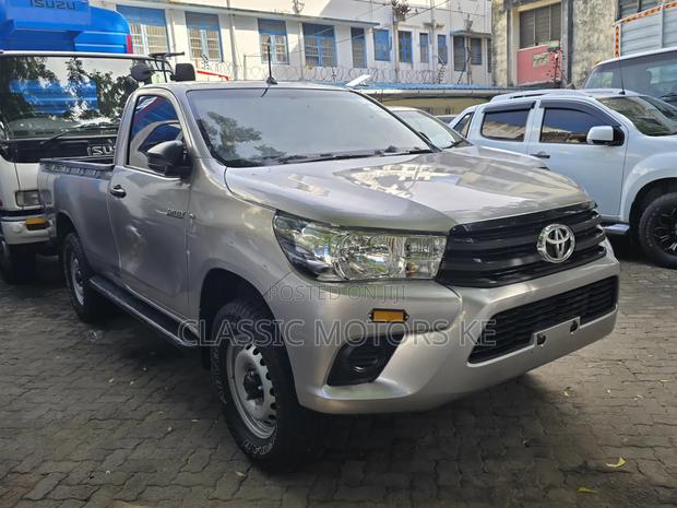 Toyota Hilux Revo Single Cab Deisel 2.8 AWD 2022 Silver