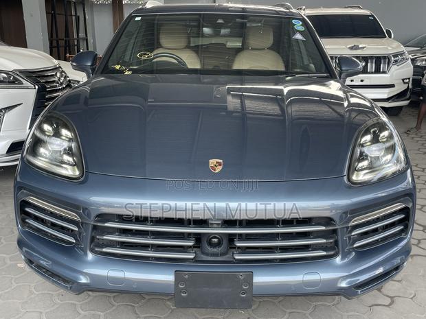 Porsche Cayenne Base AWD 2019 Blue