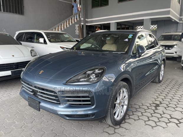 Porsche Cayenne Base AWD 2019 Blue