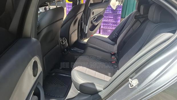 Mercedes-Benz E200 2017 Gray