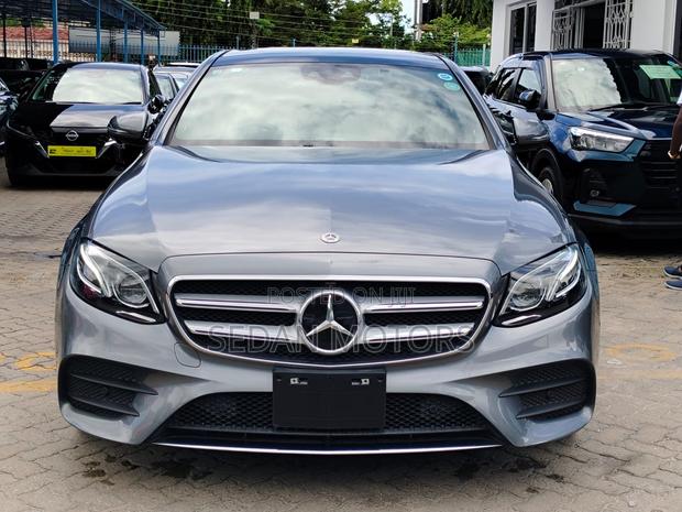 Mercedes-Benz E200 2019 Gray