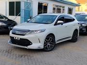 Toyota Harrier 2019 Off white for sale