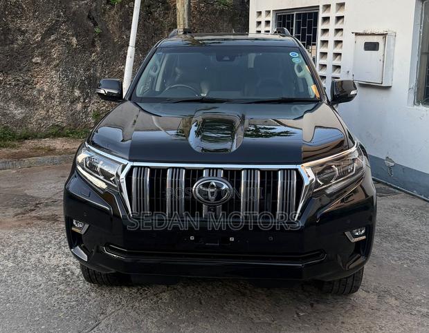 Toyota Land Cruiser Prado 2019 Matt Black