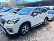 Subaru Forester 2019 White for sale