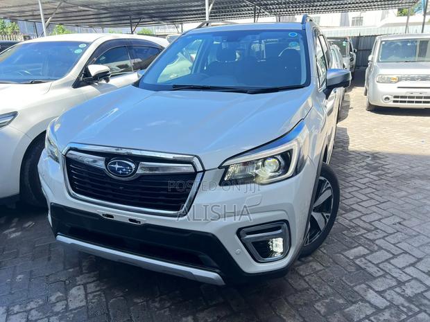 Subaru Forester 2019 White