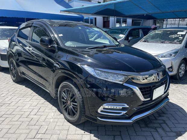 Honda Vezel 1.5 Hybrid 4WD 2020 Black