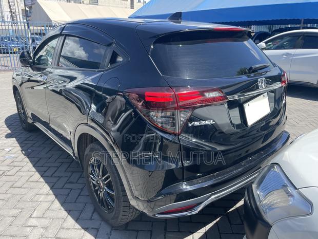 Honda Vezel 1.5 Hybrid 4WD 2020 Black