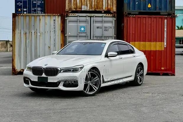 BMW 740 2019 Off white