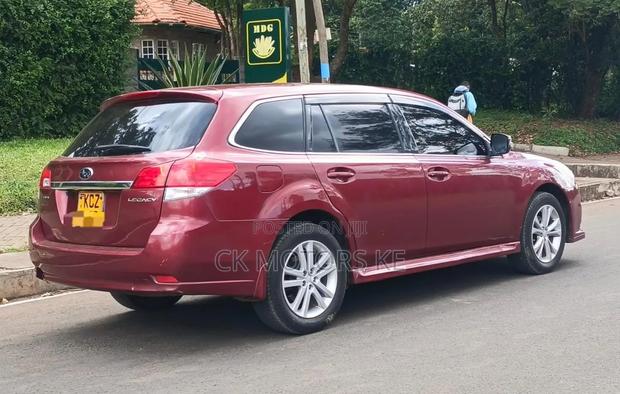 Subaru Legacy 2.5i 2013 Red