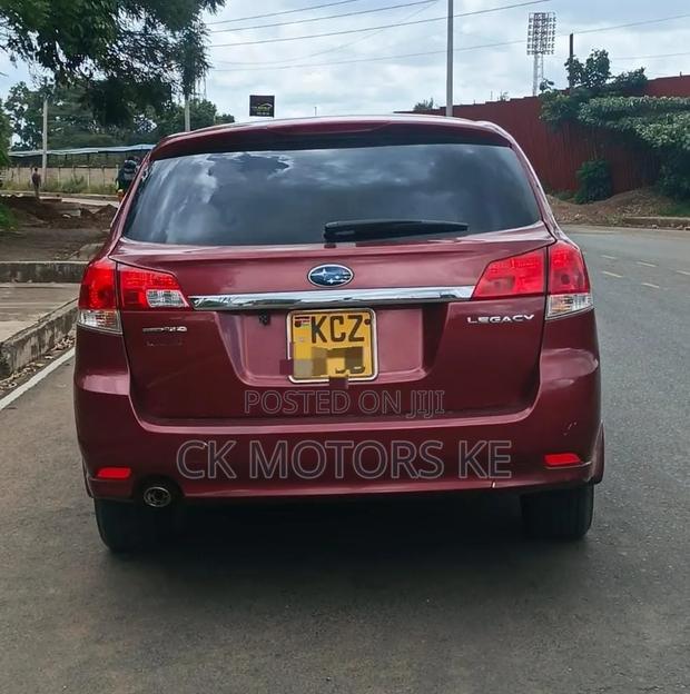 Subaru Legacy 2.5i 2013 Red