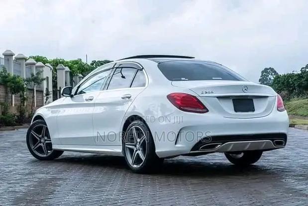 Mercedes-Benz C200 2017 White