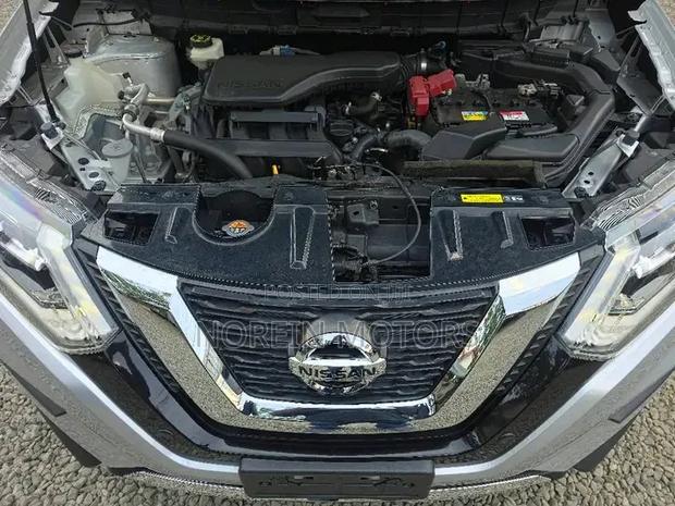 Nissan X-Trail 2018 Silver