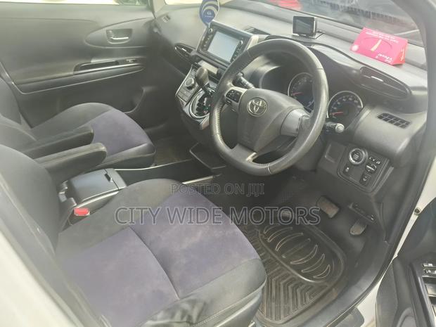 Toyota Wish 2014 White