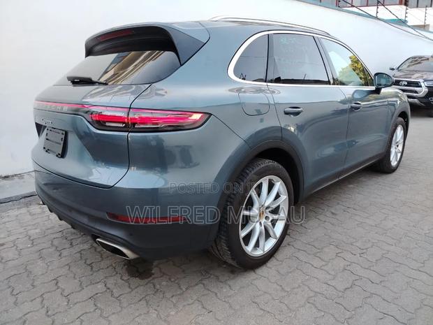 Porsche Cayenne 2020 Blue