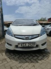 Honda Fit Shuttle 1.5 2WD 2012 White for sale