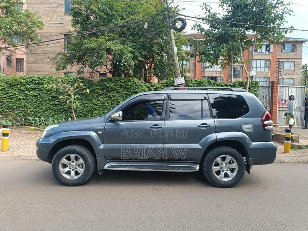 Toyota Land Cruiser Prado 2008 Gray