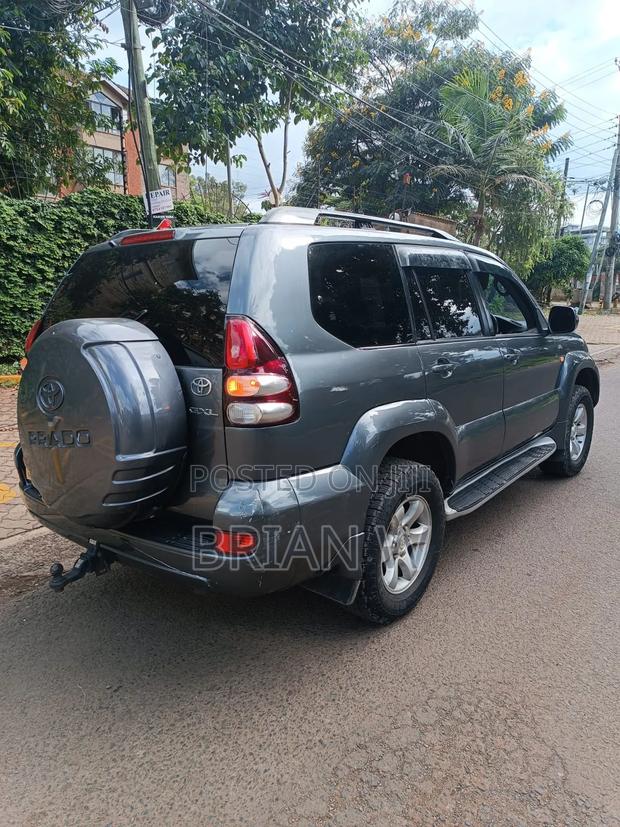 Toyota Land Cruiser Prado 2008 Gray