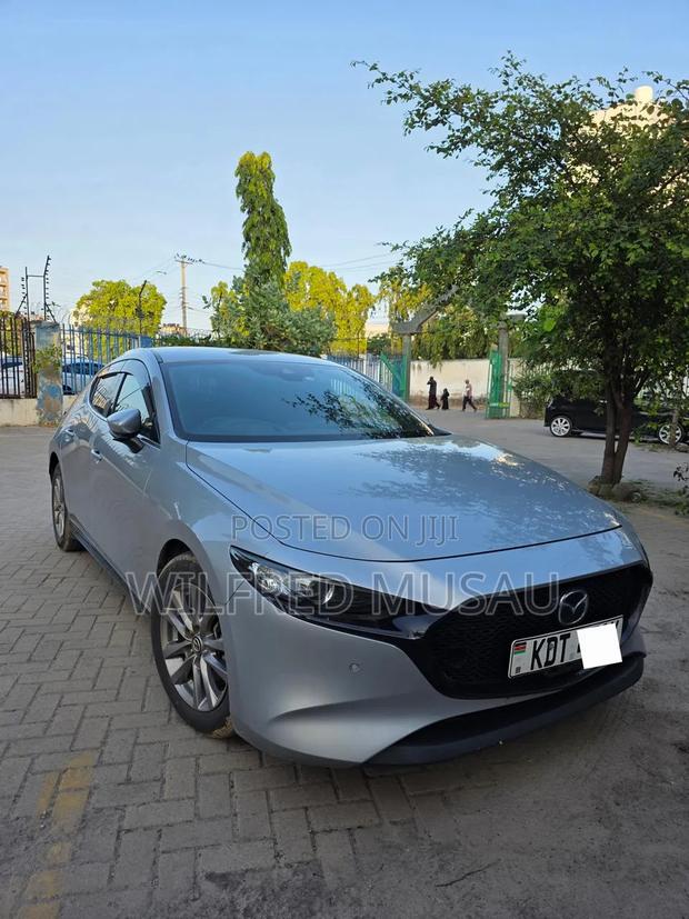 Mazda 3 2018 Silver