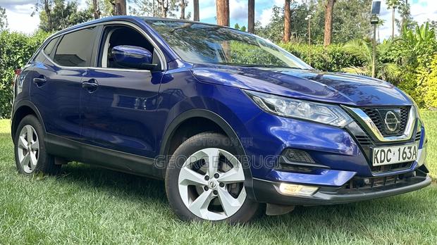 Nissan Qashqai 2017 Blue
