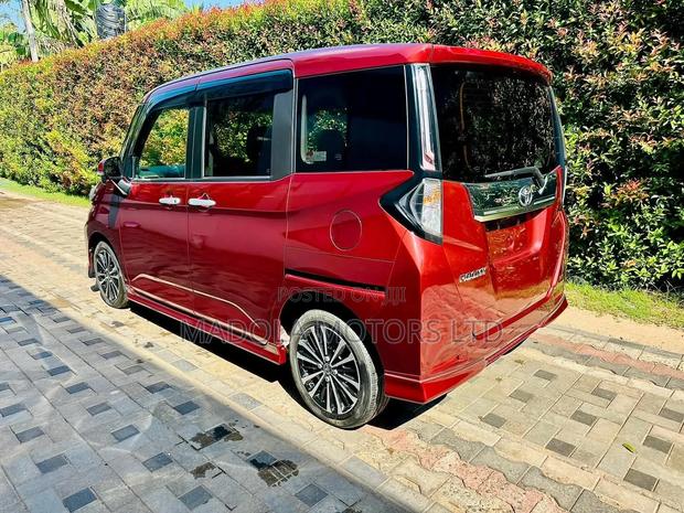 Toyota Roomy 1.0 Turbo FWD 2019 Red