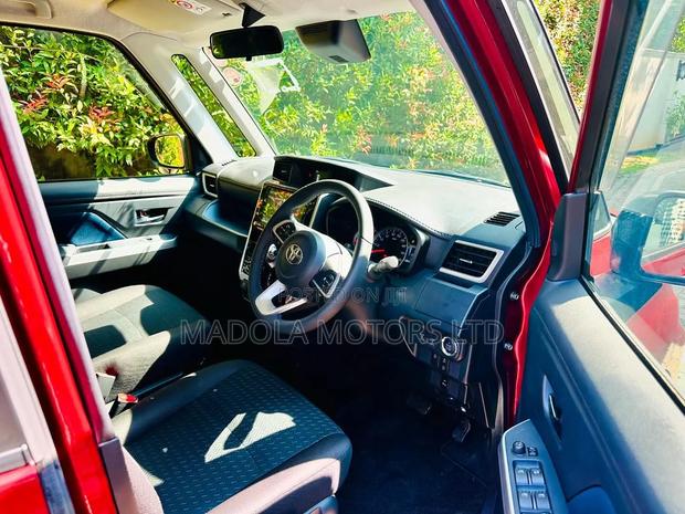 Toyota Roomy 1.0 Turbo FWD 2019 Red