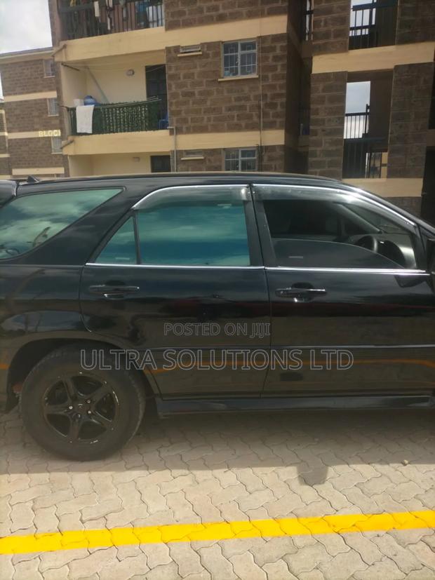 Toyota Harrier 2000 Black