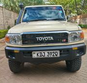 Toyota Land Cruiser 2008 Gold for sale