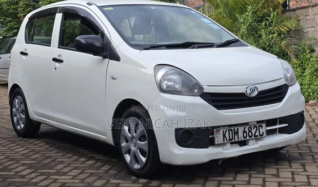Daihatsu Mira 2016 White