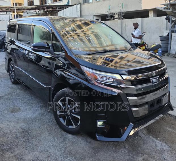 Toyota Noah 2.0 FWD (8 Seater) 2019 Black