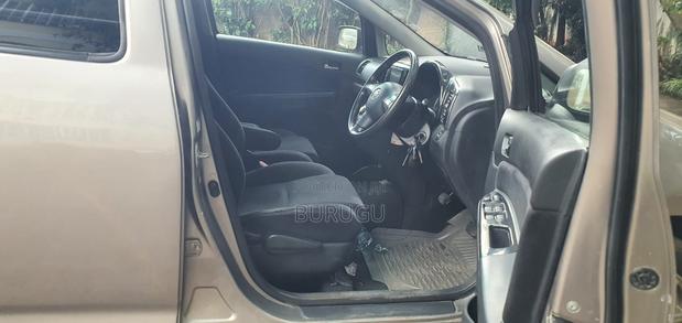 Toyota Wish 2007 Silver