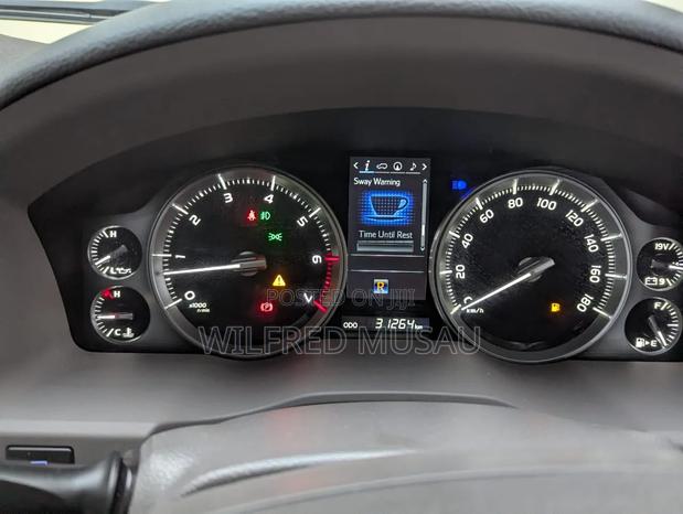 Toyota Land Cruiser 4.6 V8 ZX 2020 White