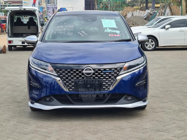 Nissan Note 1.2 Hybrid 2021 Blue
