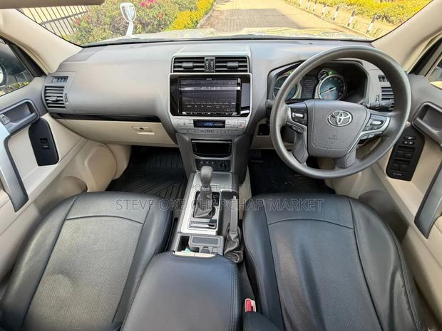 Toyota Land Cruiser Prado 2020 Off white
