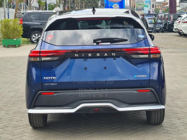 Nissan Note 1.2 Hybrid 2021 Blue