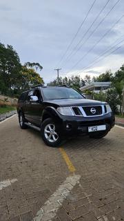 Nissan Navara 2011 Black for sale