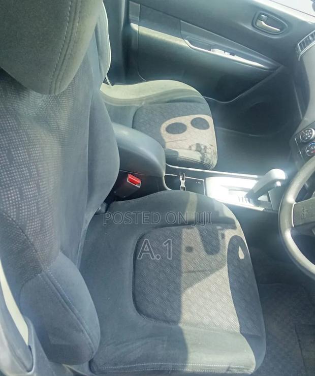 Nissan Wingroad 2019 Black