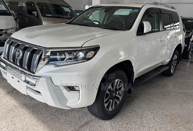Toyota Land Cruiser Prado 2.7 2020 White