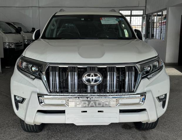 Toyota Land Cruiser Prado 2.7 2020 White
