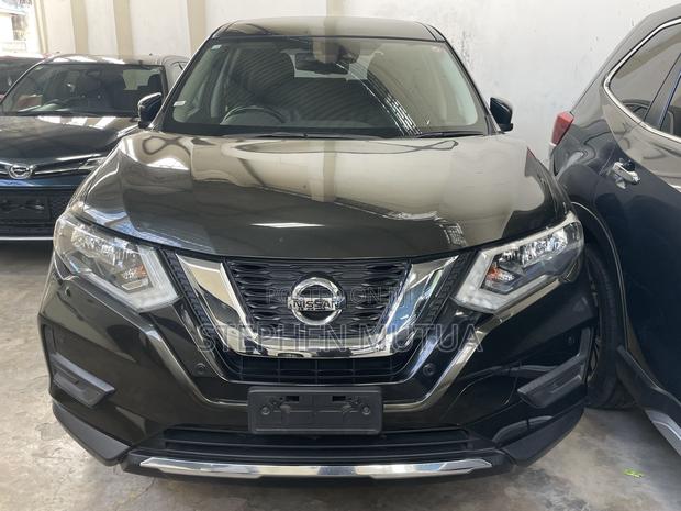 Nissan X-Trail 2.0 Petrol AWD 2019 Green