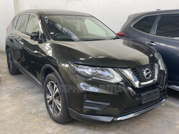 Nissan X-Trail 2.0 Petrol AWD 2019 Green
