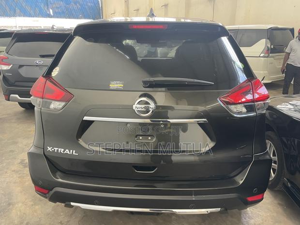 Nissan X-Trail 2.0 Petrol AWD 2019 Green