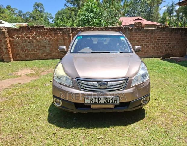 Subaru Outback 2.5i Premium PZEV 4dr Wagon AWD (2.5L 4cyl CVT) 2014