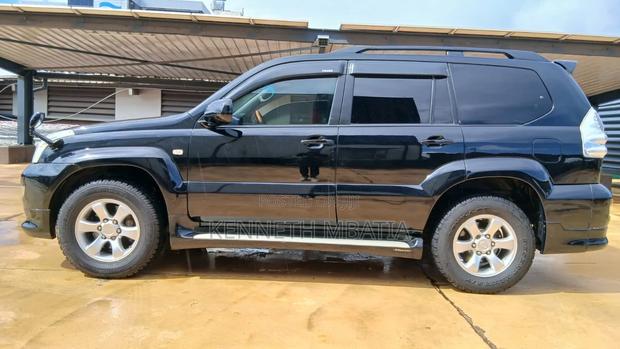 Toyota Land Cruiser Prado 2006 Black