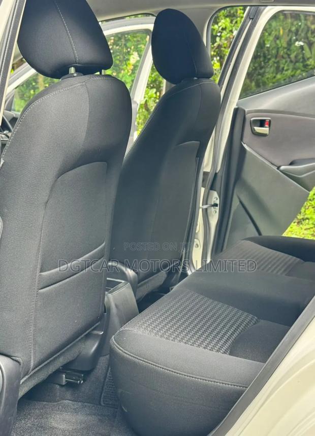 Mazda 2 2020 White