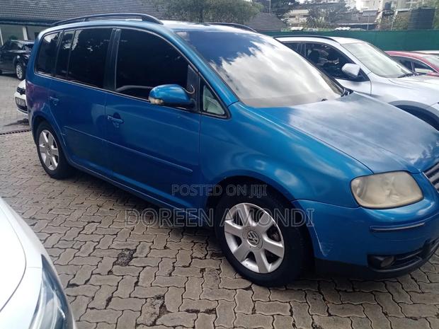 Volkswagen Touran 2006 Blue