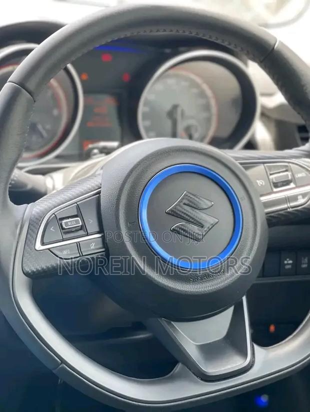 Suzuki Swift 2018 White