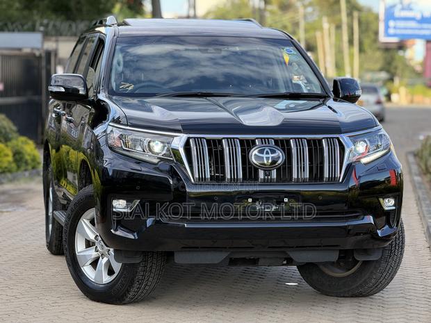 Toyota Land Cruiser Prado 2.7 2021 Black