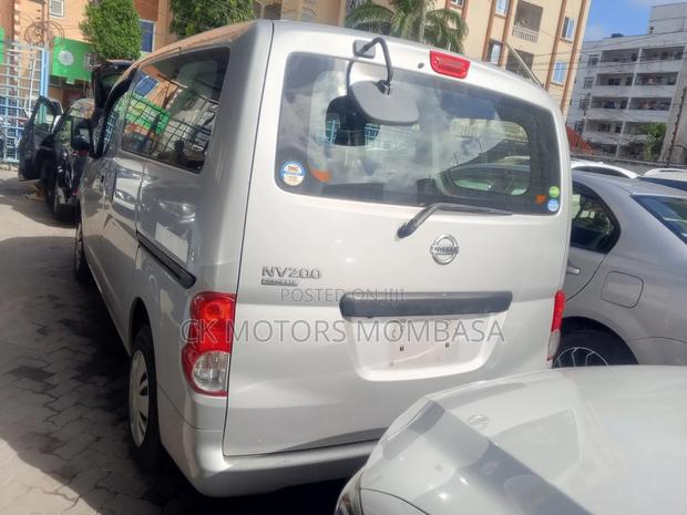Nissan NV200 2019 Silver