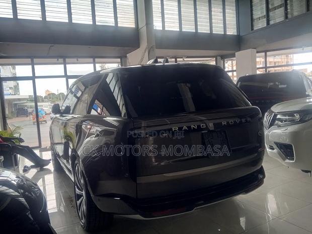 Land Rover Range Rover 2021 Gray
